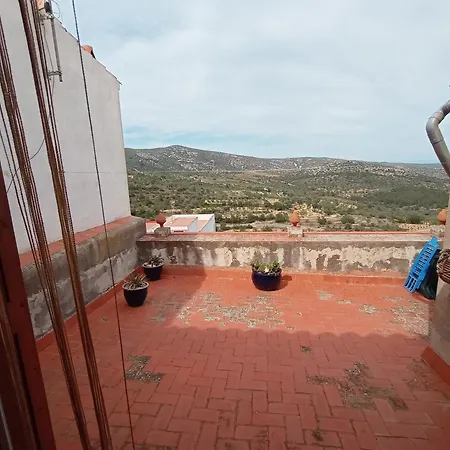 Holiday home Tranquil And Spacious Townhouse In Historical And Picturesque *