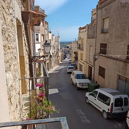Tranquil And Spacious Townhouse In Historical And Picturesque Holiday home