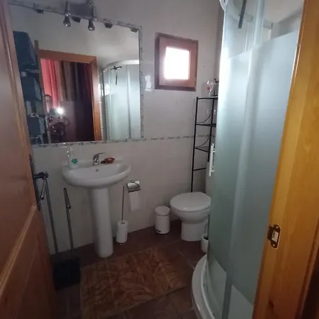 Tranquil And Spacious Townhouse In Historical And Picturesque Holiday home *