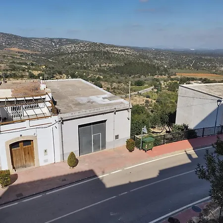Holiday home Tranquil And Spacious Townhouse In Historical And Picturesque